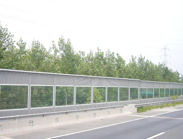 PC耐力板隔音屏障的隔音降噪效果如何？