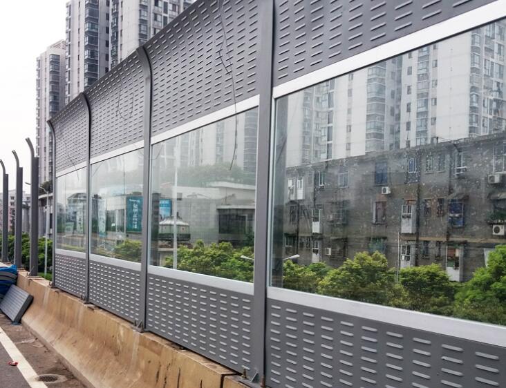 立交橋隔聲屏障專(zhuān)用PC板