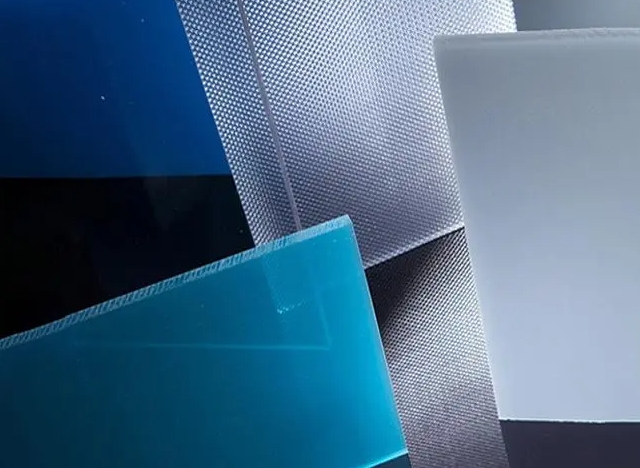 PC板的競品有哪些板材？