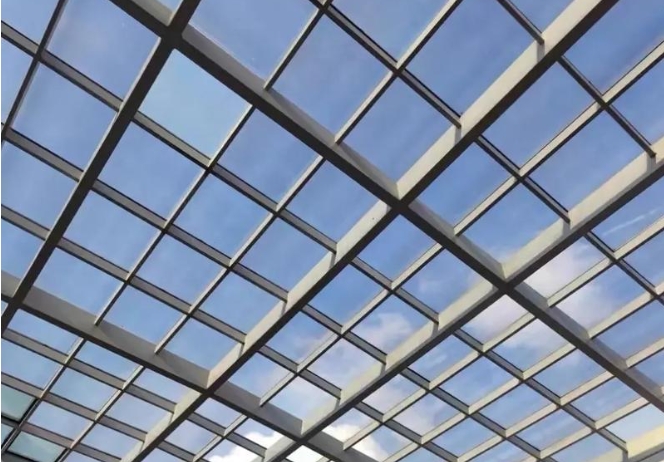 PC耐力板安裝的幾個(gè)注意事項(xiàng)？